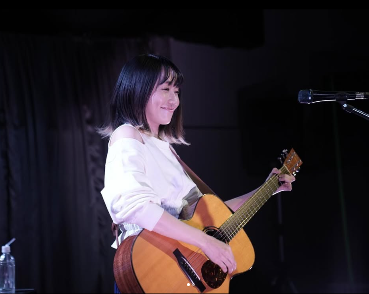 矢井田瞳、沖縄弾き語りライブ大成功