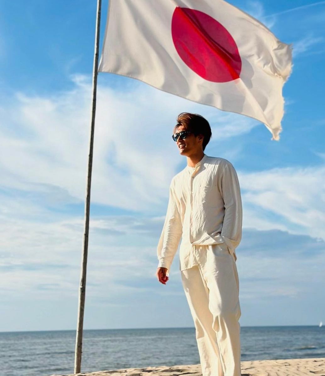 「イケメンすぎる...。」小川航基が27歳の誕生日をファンに報告