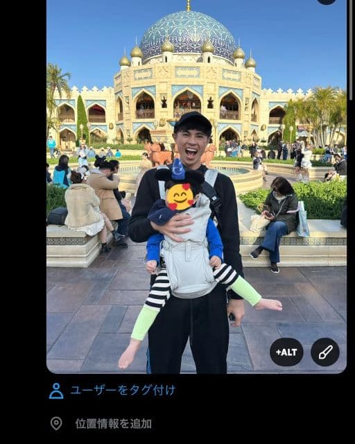 「もう身体能力良さそう」小島よしお、子どもと初めてのディズニーシー！すでに子どもの才能が開花する…？！