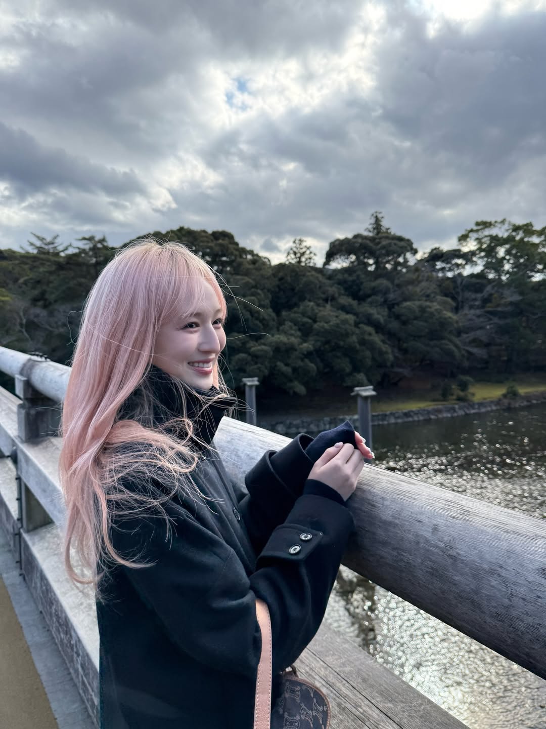 ME:I・SUZUが伊勢参拝を報告　穏やかな表情に「天使すぎる」の声