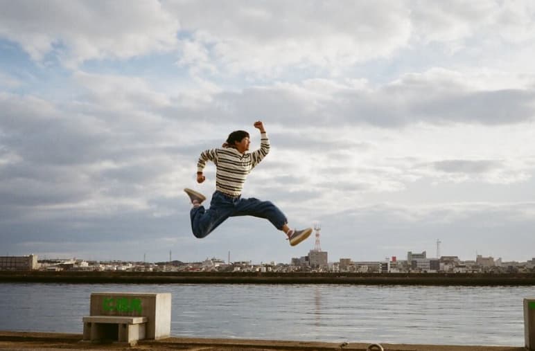 リアルマリオ現る！？坂東龍汰のジャンプ力に驚きの声続々！