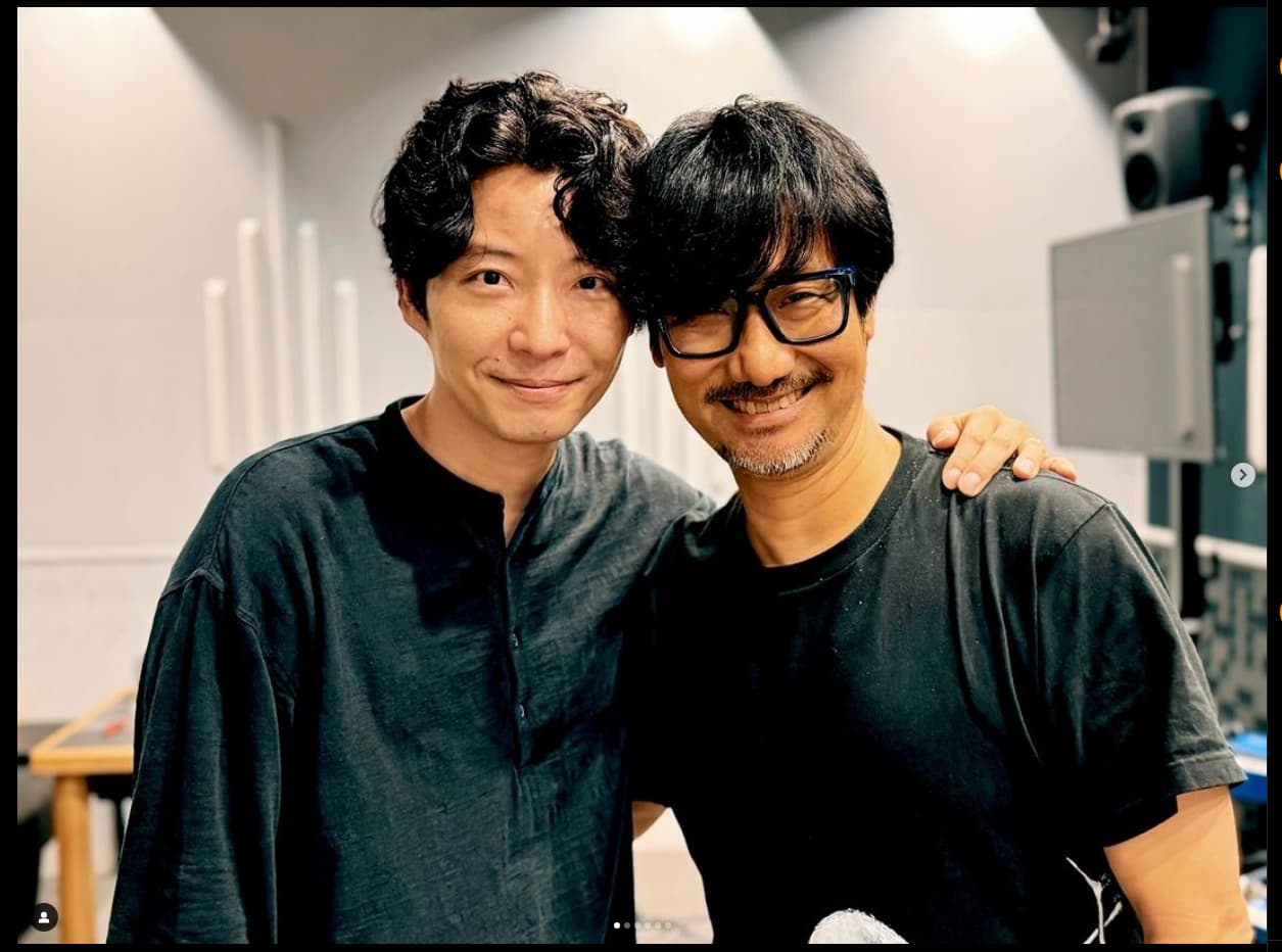 星野源が小島秀夫とツーショット