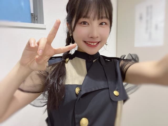 アコースティックライブを終えた声優 岬なこがコメント！清楚な衣装姿も公開