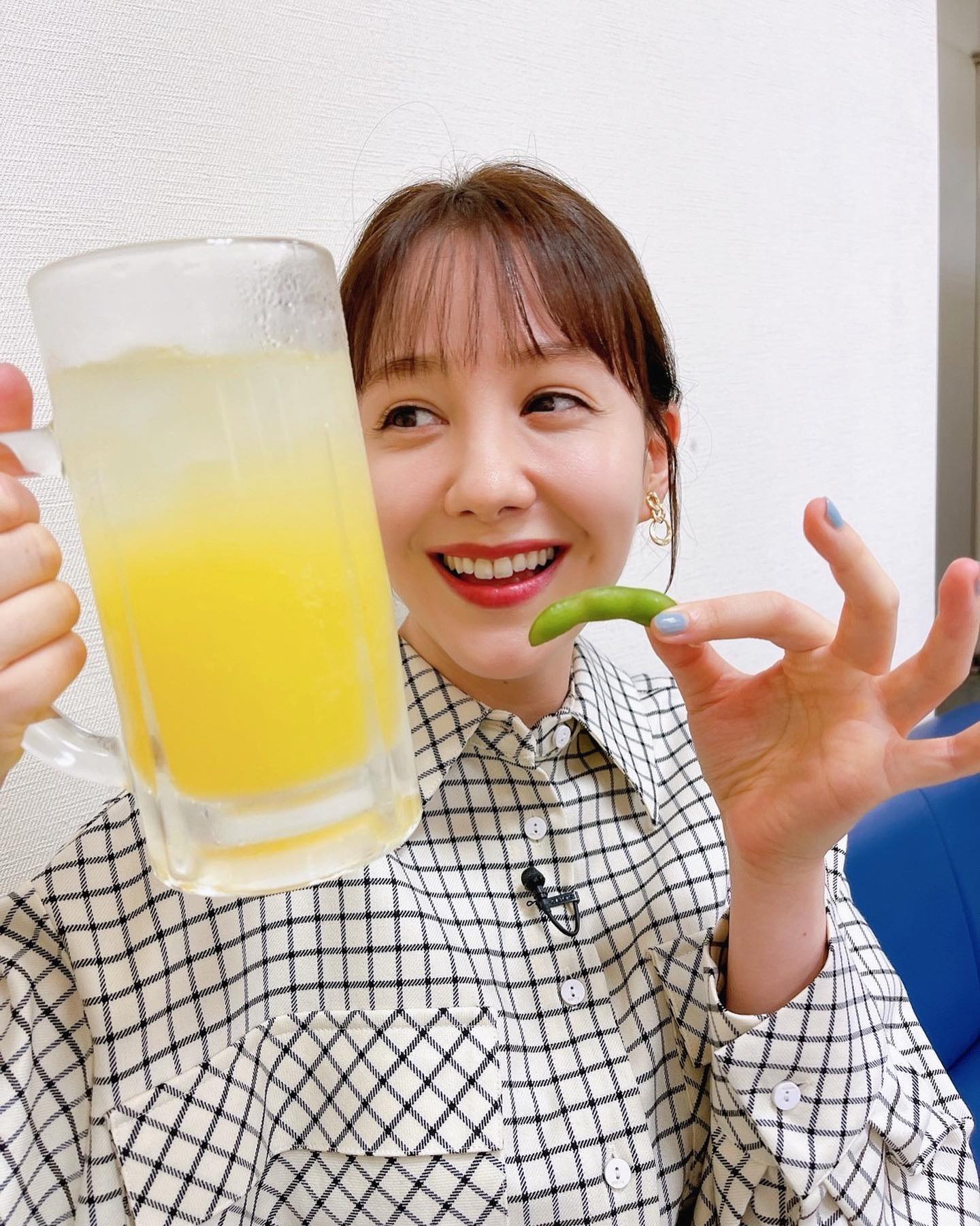 ほろ酔いショット😳⁉︎トリンドル玲奈さんの投稿にファン悶絶💕「天使すぎる」