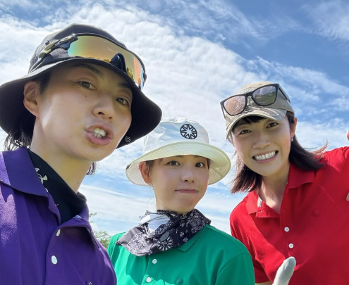 “野菜シスターズ”元バレーボール選手たちがラウンドで全力＆全汗！