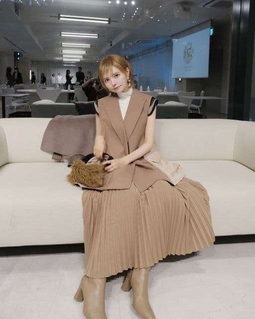 益若つばさ「ファン同士がお友達に」グッズを公開！