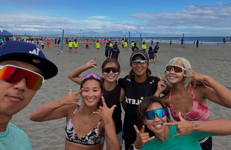 感動虹ショット！ビーチバレー美女が早朝練習で見た奇跡の風景