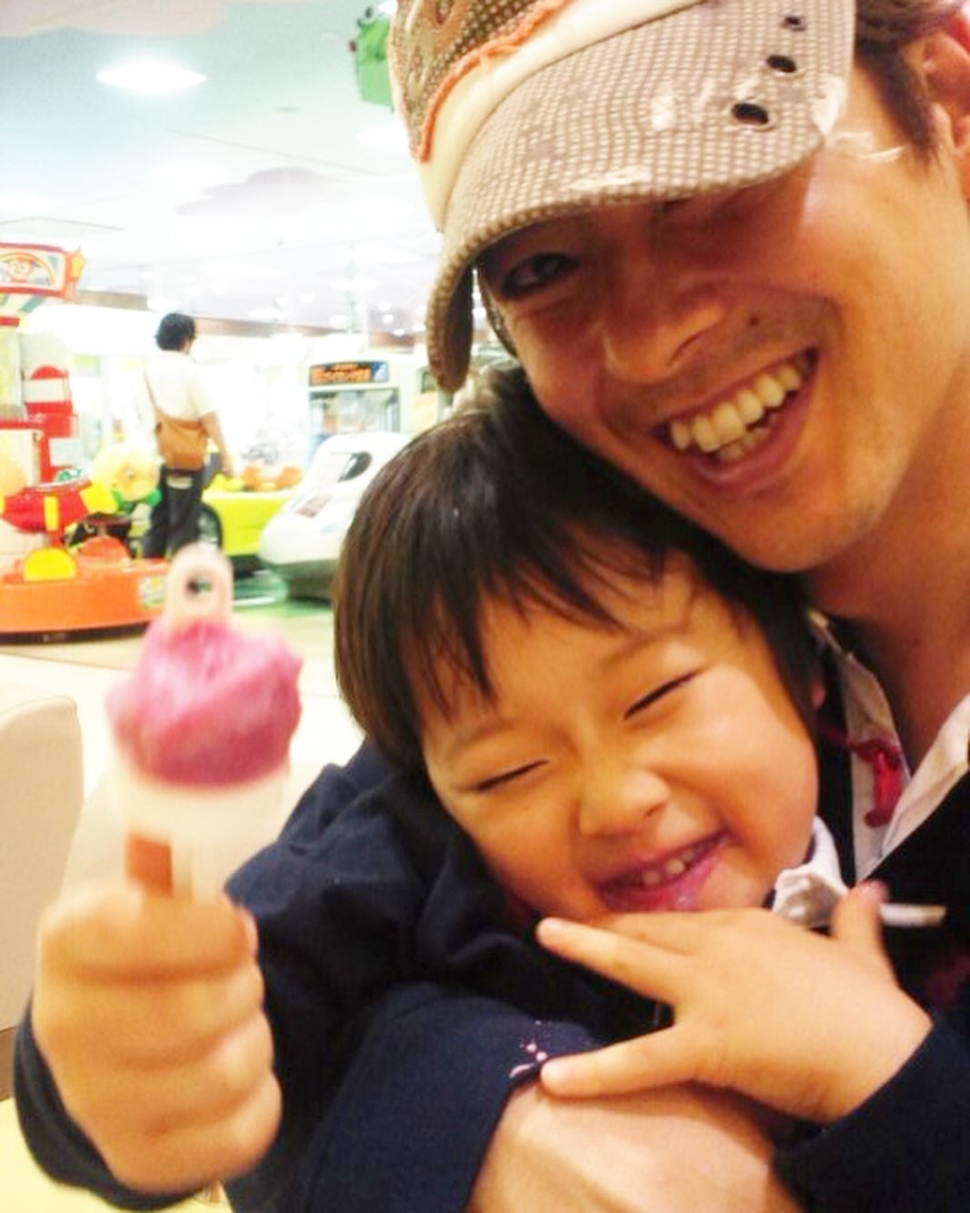 富川悠太氏、ジュノンボーイ挑戦中の長男との2Sを公開「遺伝子がすごい」