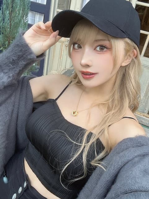 「至福な画像ですね」コスプレイヤー シスルの私服姿にファンから喜びの声が殺到