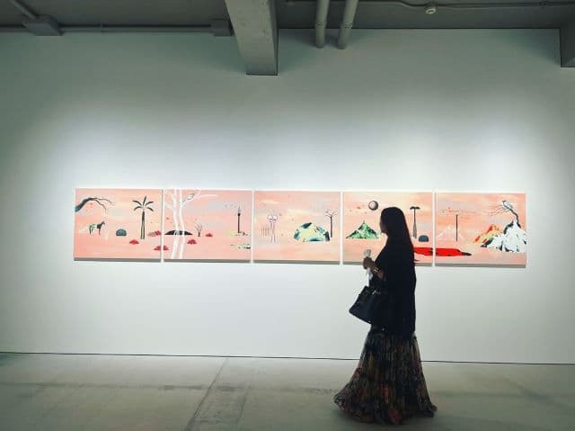 「新鮮な距離感と心地いい刺激」神崎恵、夏の終わりに行った異空間とは…？！