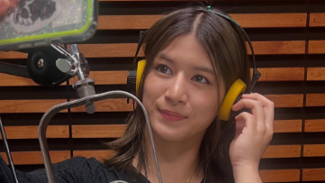 「美しすぎる一瞬⁉︎」マリーゴールド・山岡聖怜、ラジオブースでのオフショットに注目集まる