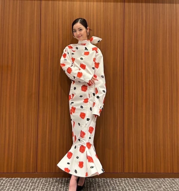 日本の楊貴妃と言っても過言ではない！？あの大人気女優のドレス姿にファン大絶賛！