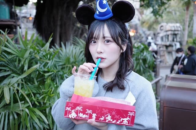 「これはプリンセス」≒JOY 逢田珠里依の夢の国ショットをファン大絶賛！