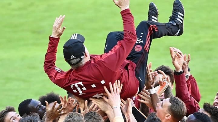 バイエルンがヘルマン・ゲルラント氏の誕生日を祝福！