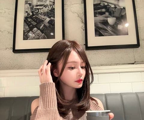 「これはクールビューティー」元AKB 48 込山榛香がバッサリイメチェン姿を披露！美しい姿にファンから絶賛の声