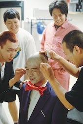 「良すぎて待ち受けにしたい。」R-1王者の投稿した写真が心温まりすぎると話題に