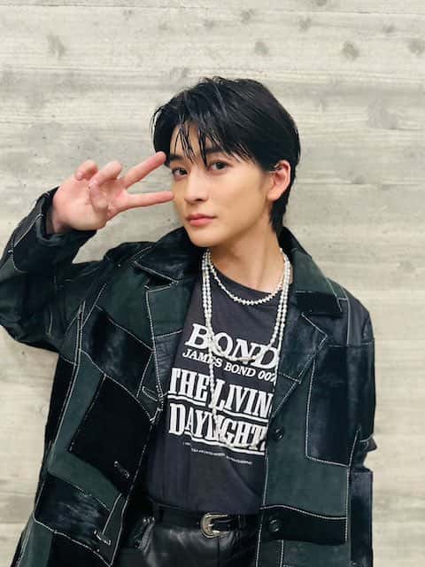 「どちらもかっこよすぎてクラクラ」高橋文哉がガルアワで異例の2回もランウェイ登場👀