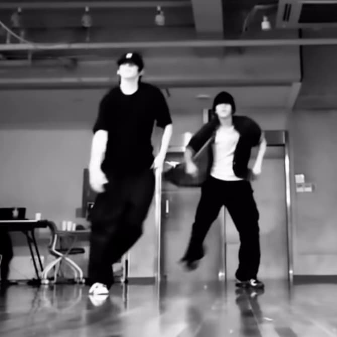 AHOFの本気のダンス動画がすごい！