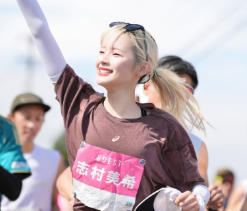 美女ランナー・志村美希、安曇野で絶品そばを堪能「今週は最上川マラソンへ！」