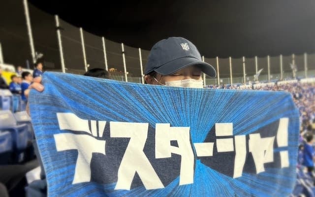 「ﾃﾞｽﾀｰｼｬ!!」イコラブ 瀧脇笙古が神宮球場でベイスターズの勝利に歓喜！