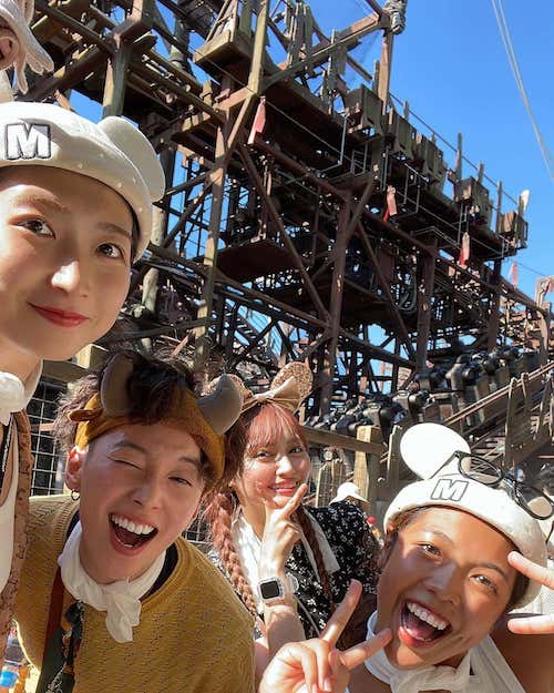 📸池江璃花子のオフショットの場所にファン反応😲「良いなぁ〜良いなぁ〜🐭🏰🍻」