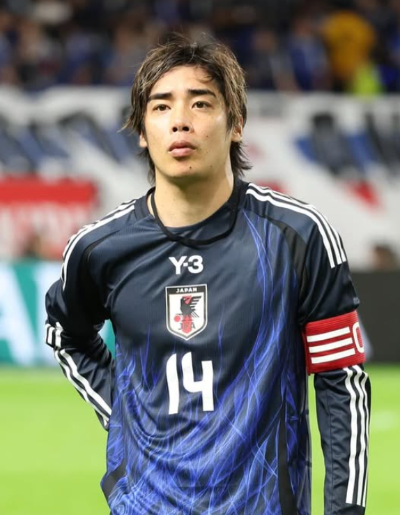 伊東純也、負傷のブラジル戦後初めてSNSを更新！久保建英からは「治して！」