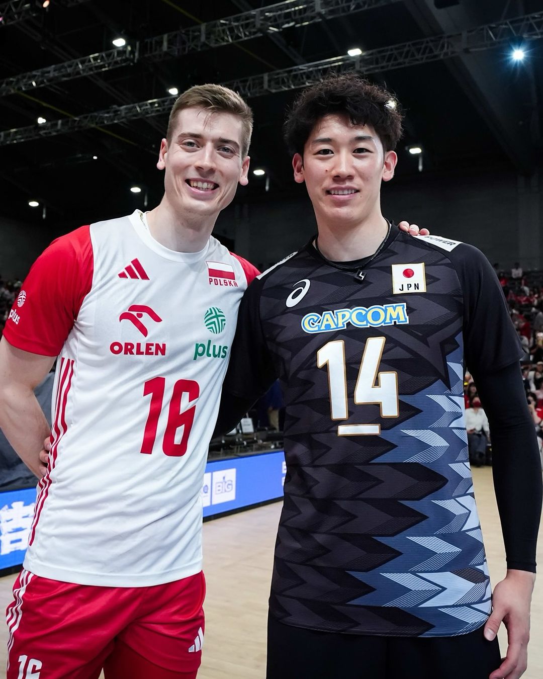 石川祐希がポーランド代表の同僚と2Sに「良きライバル、良きチームメイト！」