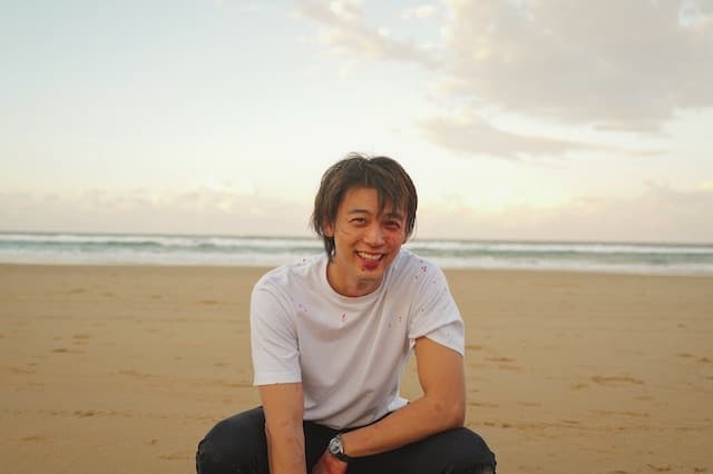 大人気イケメン俳優の爽やかショットが話題「カッコよすぎるよ」の声続々