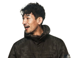 中田英寿、Stone Island 2025春夏ビジュアルに登場！「ただただ感嘆！」