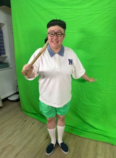 「今日もピカピカ笑顔で」やす子が中島に変身