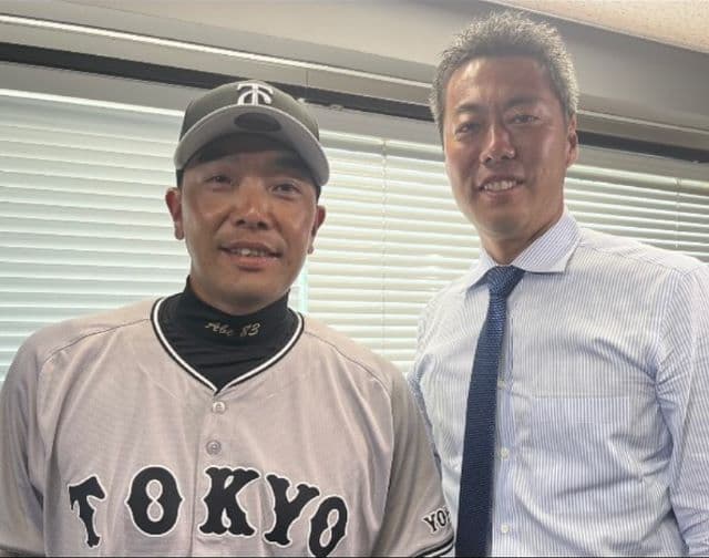 元プロ野球選手 上原浩治 巨人監督 阿部慎之助との2ショットを公開！