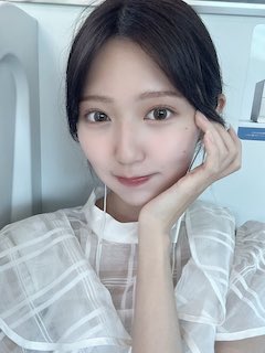 現役大学生モデル 新たな特技を告白し話題に 顔面ドアップショットを公開