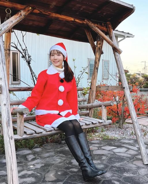 「年の瀬、浮かれましょう」南海放送・青木美奈実アナ、可愛すぎる