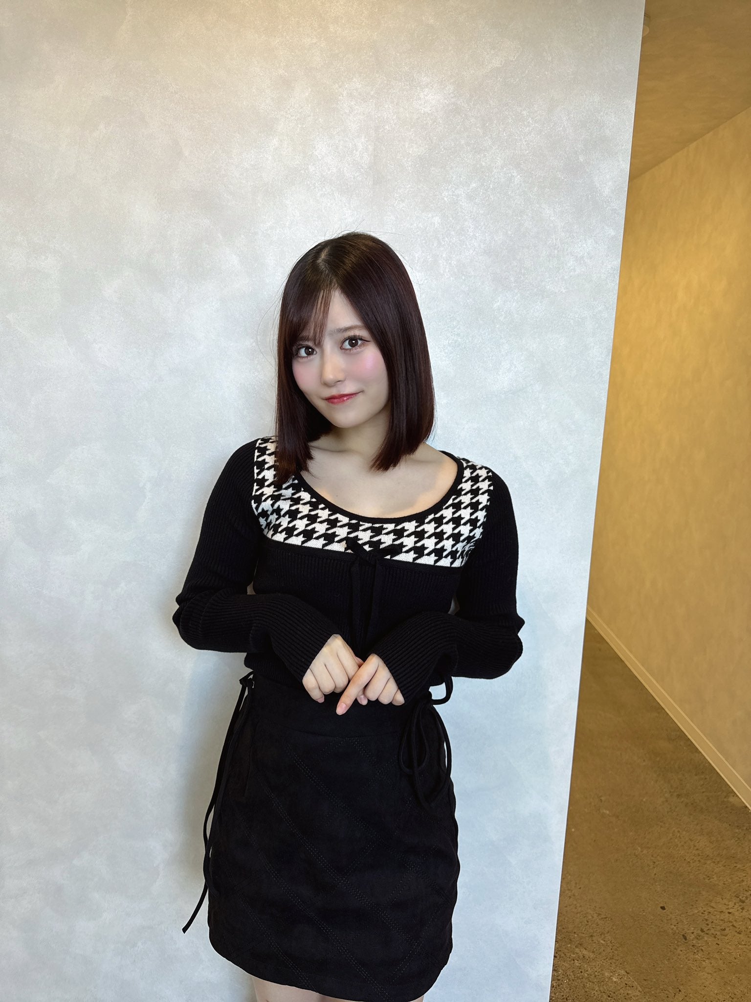 「ずっと見入っちゃう」あの可愛すぎるアイドルの最新私服ショットが話題に