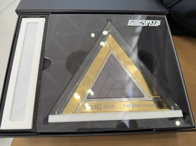 「今回も色々お世話になったぜ」プロゲーマー・板橋ザンギエフがEWCを終えてサウジアラビアを出発