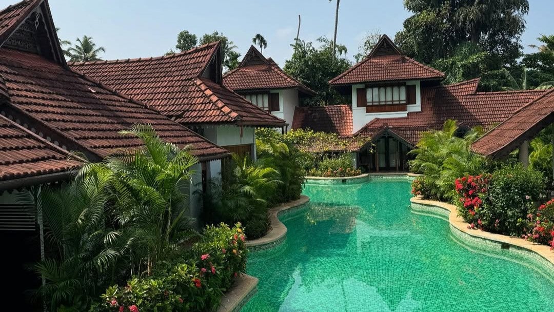 南国リゾートに魅せられて…“世界を旅する女優”が心奪われた絶景とは