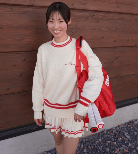 「可愛すぎ完璧すぎ150点！」元プロテニス美女子(28)、ミニのウェア姿が”乙女度満開”でキュートだと話題に「200点！」