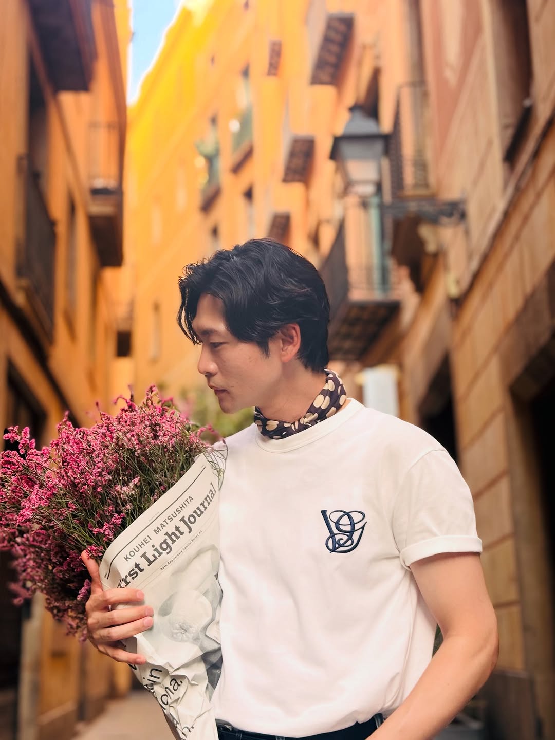 「パジャマ姿が新鮮...！」松下洸平、スペインでのオフショット公開でファン大盛況！！