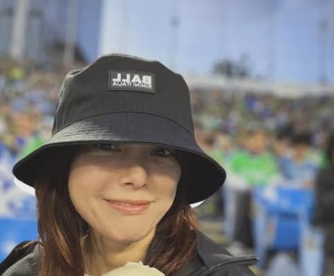 「やっぱり勝利の女神だ」相川七瀬が神宮球場での推し球団の勝利を報告！