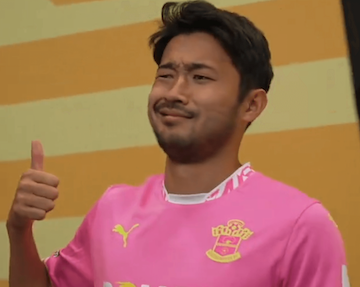 サッカー日本代表DFの所属クラブ撮影会が話題「彼は日本人の概念を崩す笑」