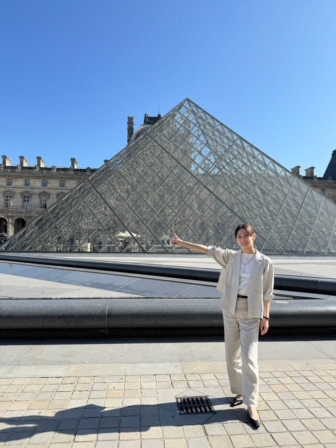 「6年ぶりの海外出張」北川景子、ルーヴル訪問と感謝を報告