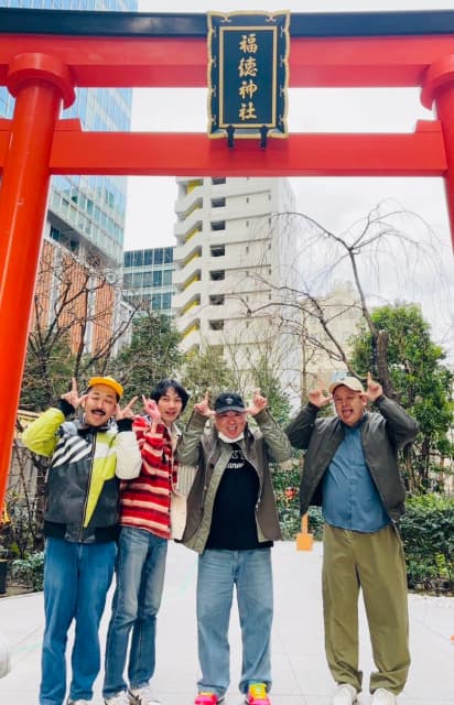 ドランクドラゴン塚地、いぎなり東北産のイベントを前に福徳神社で祈願？