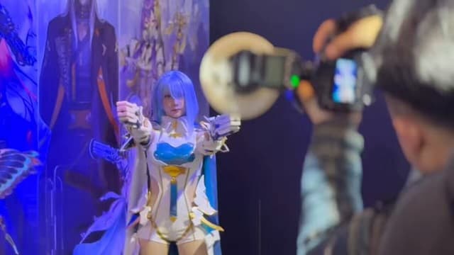 人気グラドル yunocyが台北ゲームショウに出演！”シャドバ”キャラの美麗コスを披露