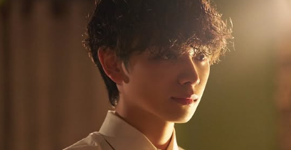 「怒涛の展開にドキドキ」宮世琉弥が『いつかヒーロー』最新話を告知、世界観伝わる“雨ショット”も投稿！