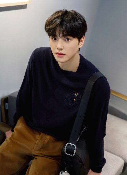 「さすが世界的人気」ソン・ガンの最新投稿に世界中のファンが熱狂