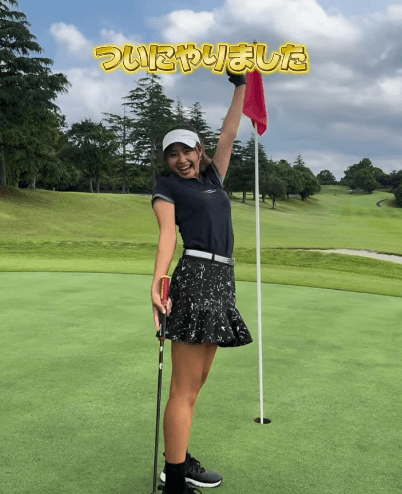 「ついにやりました！」慶応女子大生ゴルファー、ベスト更新の報告ムービーにファンも歓喜「まじマジMAJI？スッゲェェェ」