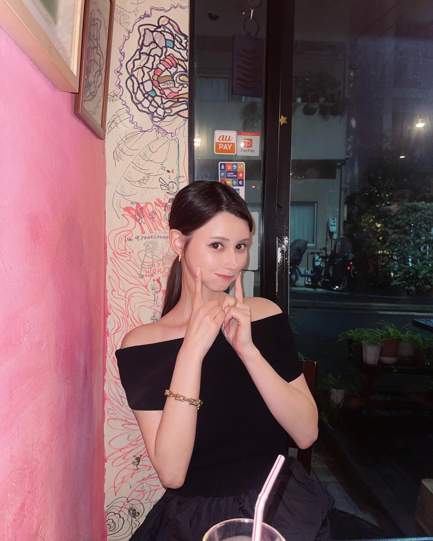 「幸せい〜ぱいの誕生日でした」ダレノガレ明美、加工無しの可愛いすぎる投稿にファン悶絶