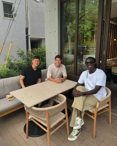 「メンツやばい…」仏・リーグアンのレジェンドたちが日本の地で再会！