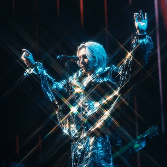 藤井風　アジアツアー香港公演でのあまりにも“神々しすぎる”様子を公開