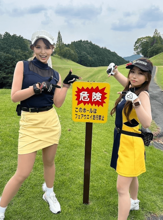 ゴルフ女子・yoshika、ダブル美女”よしかんなDay”の美麗ショットを披露！「二人にドキドキ」とファン大満足